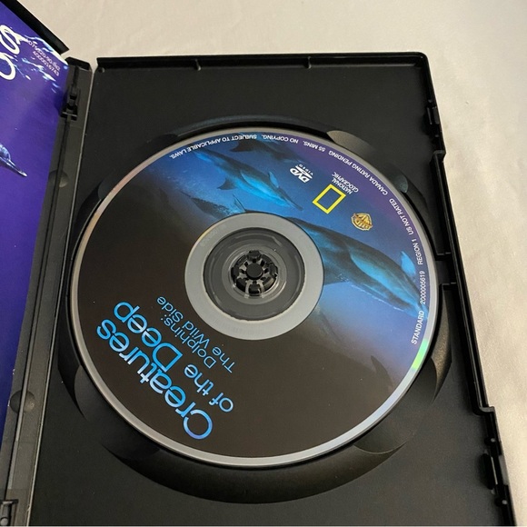 National Geographic Creatures Of The Deep ‘08 DVD Collection Whales Sharks Squid - Picture 9 of 16